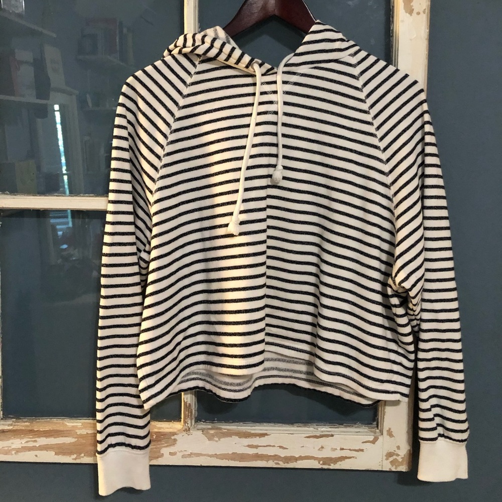 Striped H&M cropped sweatshirt